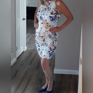 Venus dress size Large white with floral print